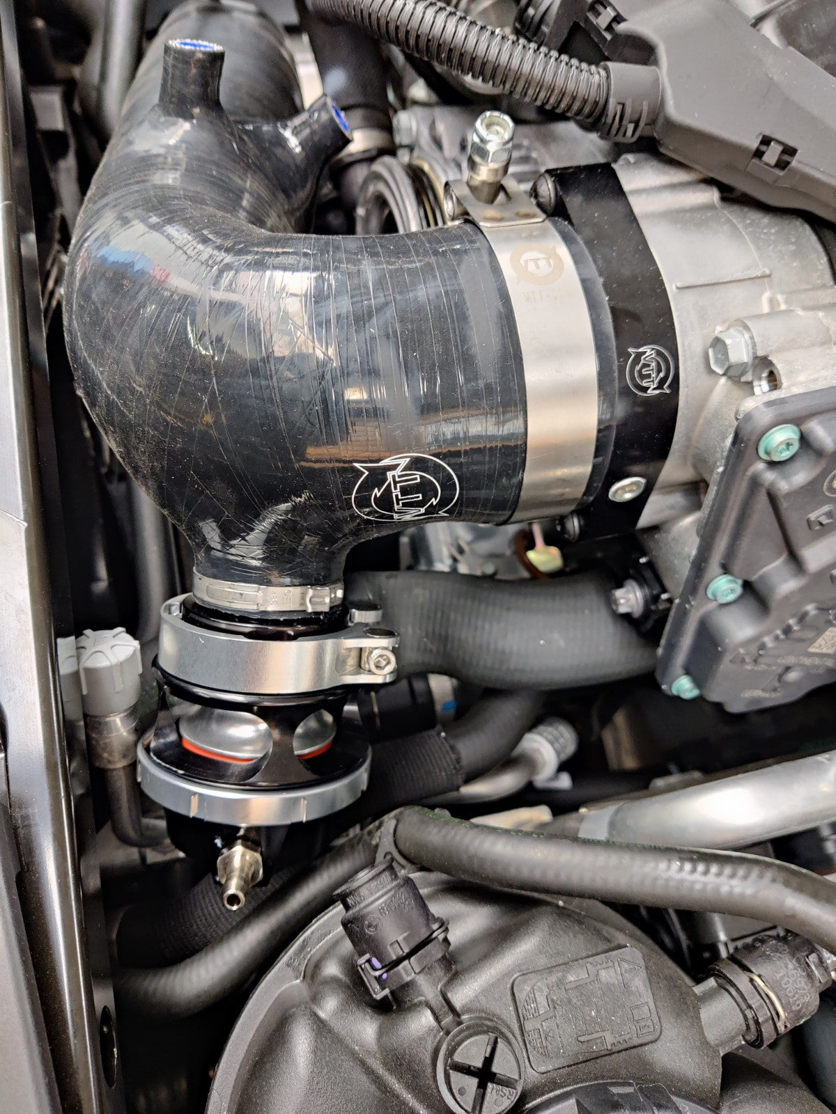 VTT Single Piece Silicone Charge Pipe w/ Blow Off Valve Flange (BOV) (Supra A9X, B58TU)